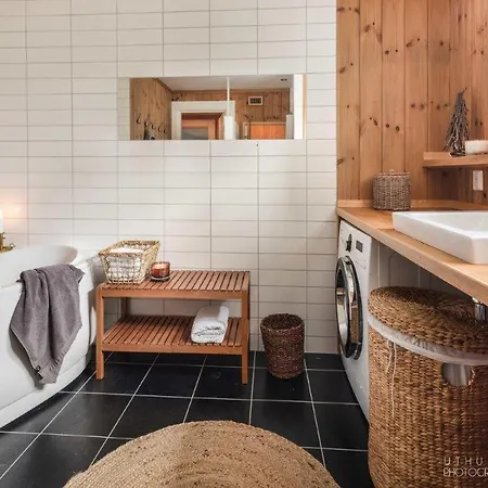 Flott Storhytte Med Perfekt Beliggenhet- Hegnavegen 23